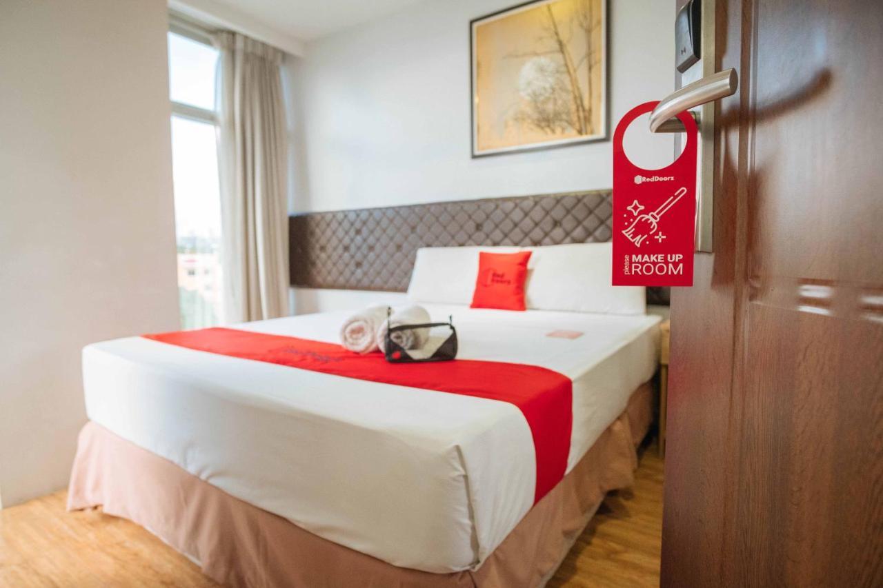 Reddoorz Plus Near Cebu Capitol ภายนอก รูปภาพ