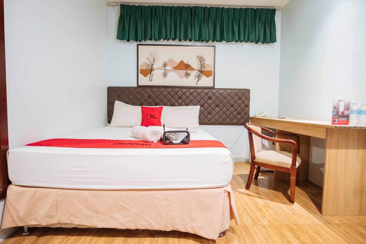 Reddoorz Plus Near Cebu Capitol ภายนอก รูปภาพ